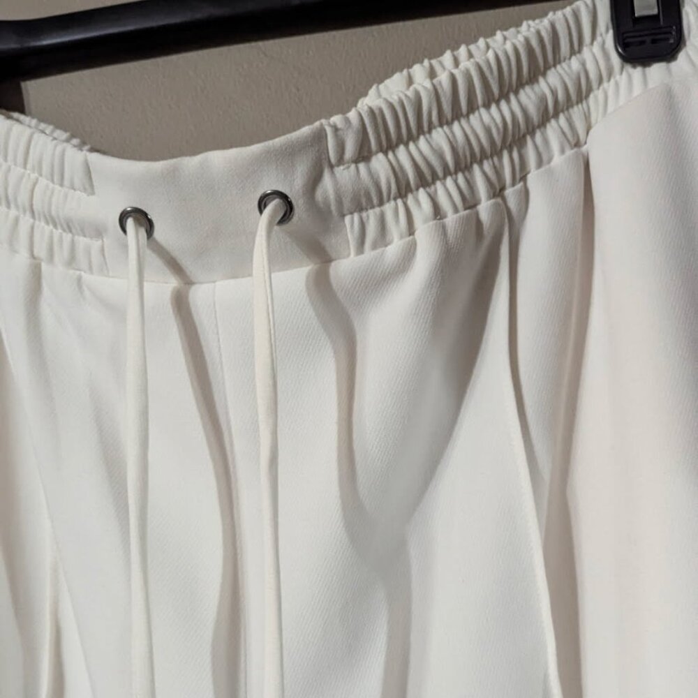 Nine West off white XL jogger